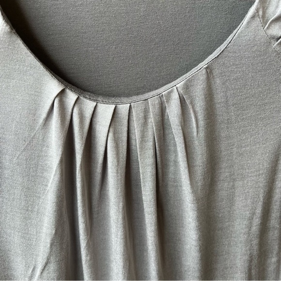 CLUB MONACO Lined Round Neckline Women’s Top Grey, Size Small, #57 - Picture 3 of 8